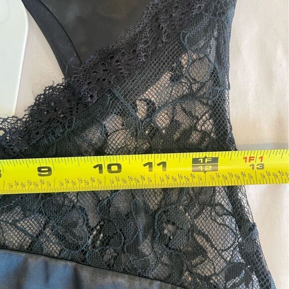 Outcast Exclusives Strapless Black Mini Dress Size Large - Picture 8 of 9